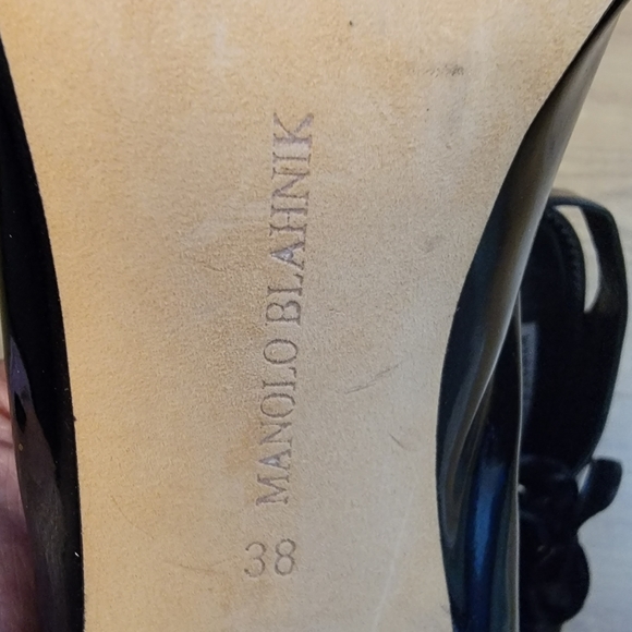 Manolo Blahnik Tie-Up Heels - Picture 8 of 11